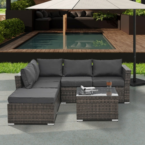 Comfortable PE Wicker Patio Furniture Set